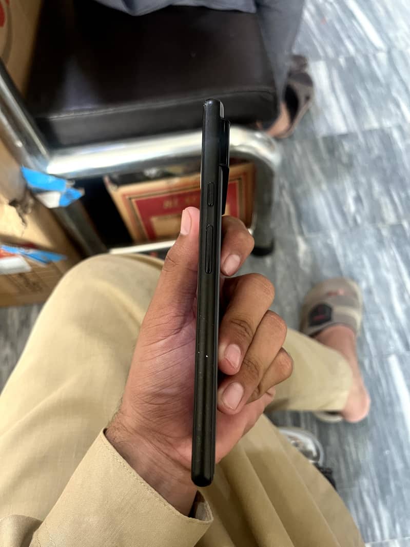 Google Pixel 6 3