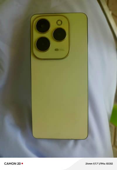 Infinix Hot 40