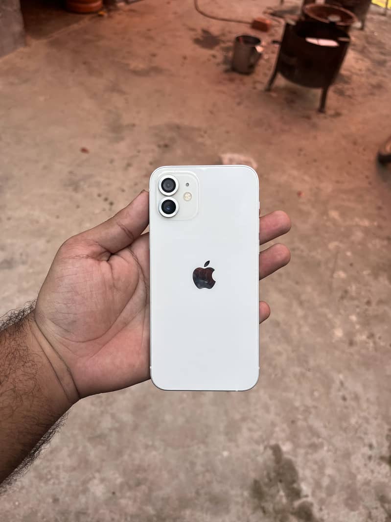 Apple iPhone 12 5