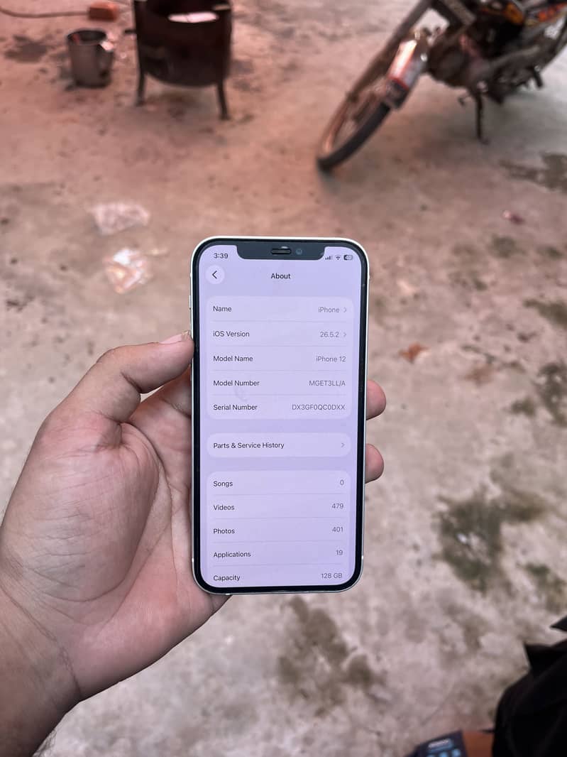 Apple iPhone 12 6