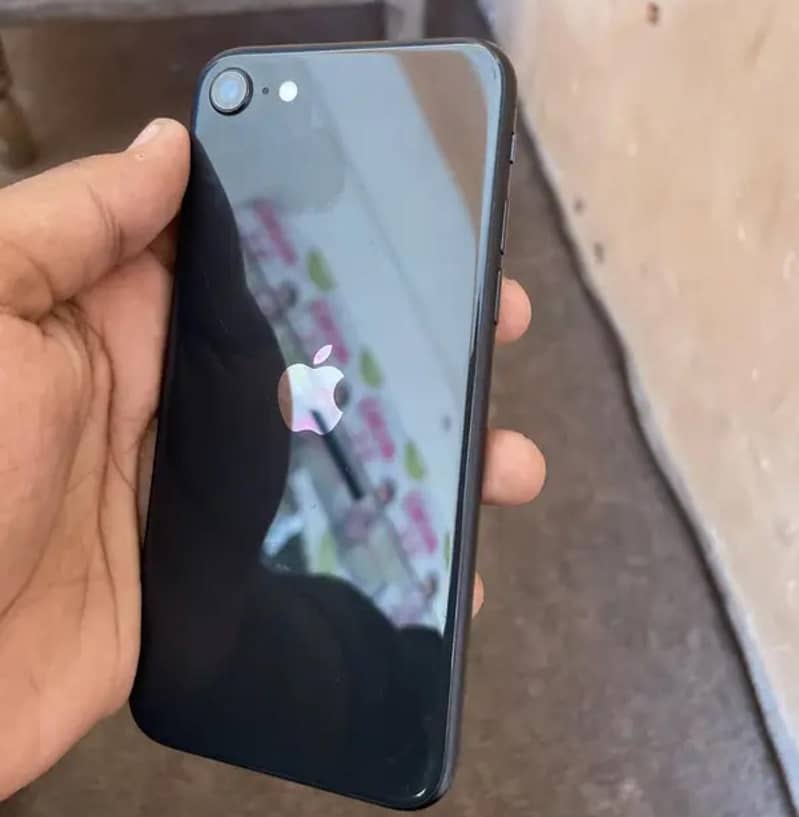 Apple iPhone SE 2