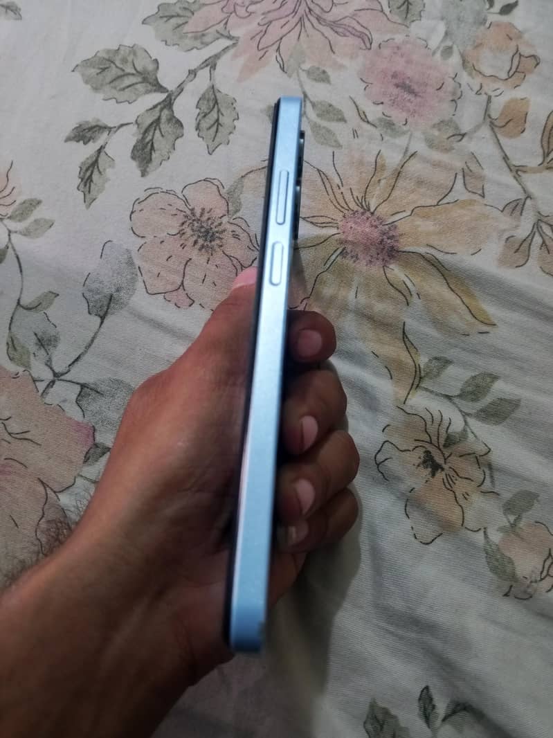 Realme Note 50 4