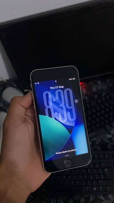 Apple iPhone SE exchange possible with 11 and SE