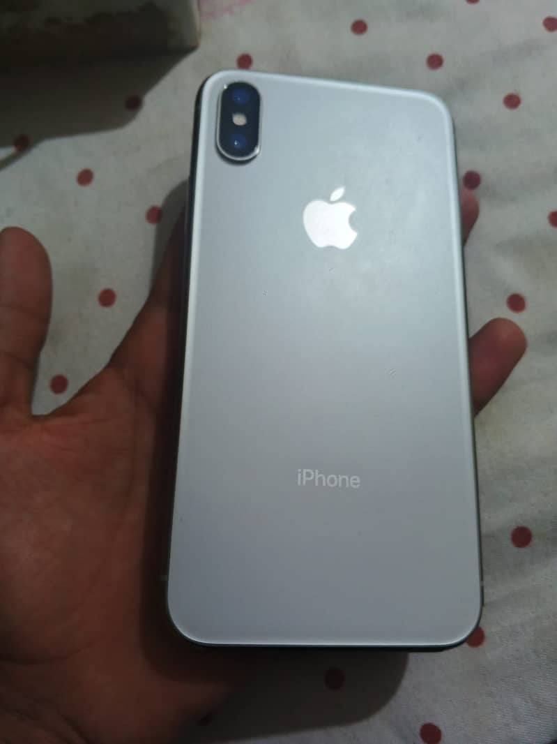 Apple iPhone X 3