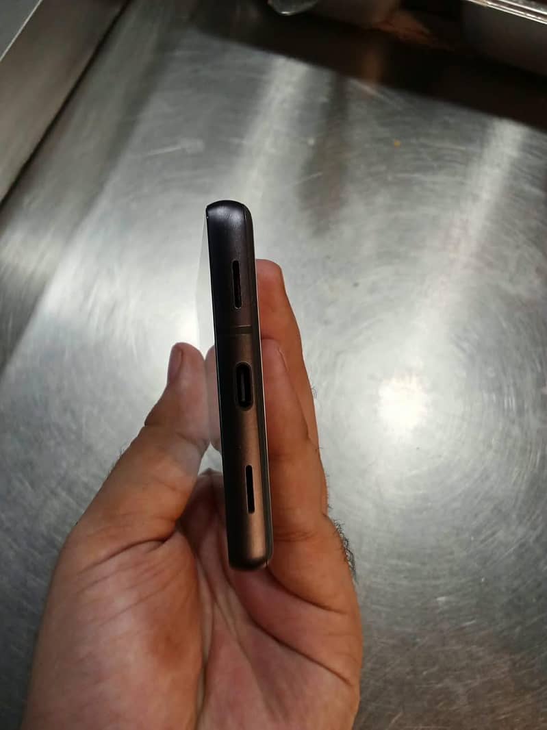 Google Pixel 7a 1