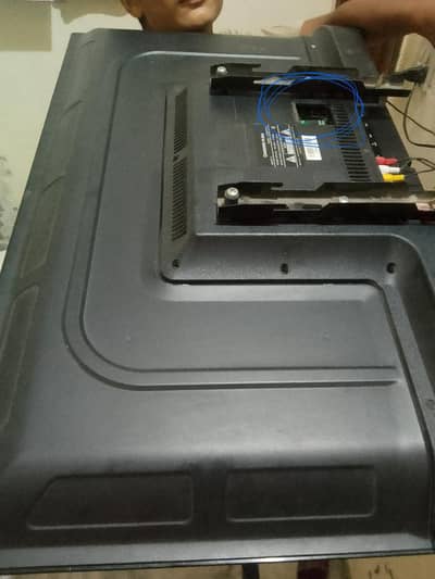 32 Inch LED TV – Good Condition – All OK