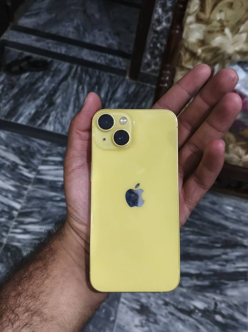Apple iPhone 14 4