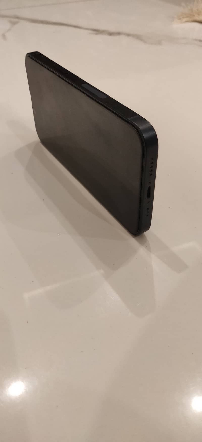 Jv iPhone 14 10/10 condition 2