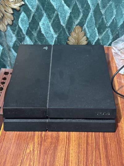 Playstation 4 fat 1tb 12 games installed