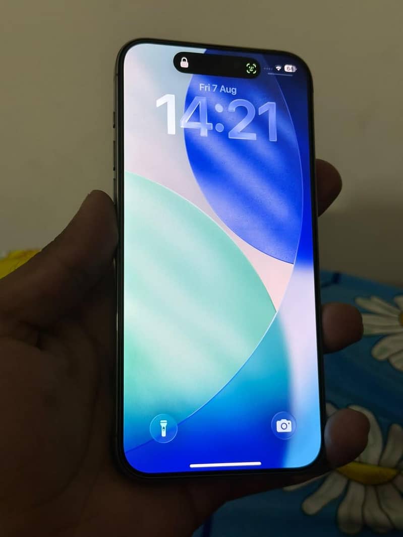 Apple iPhone 15 Pro Max 2