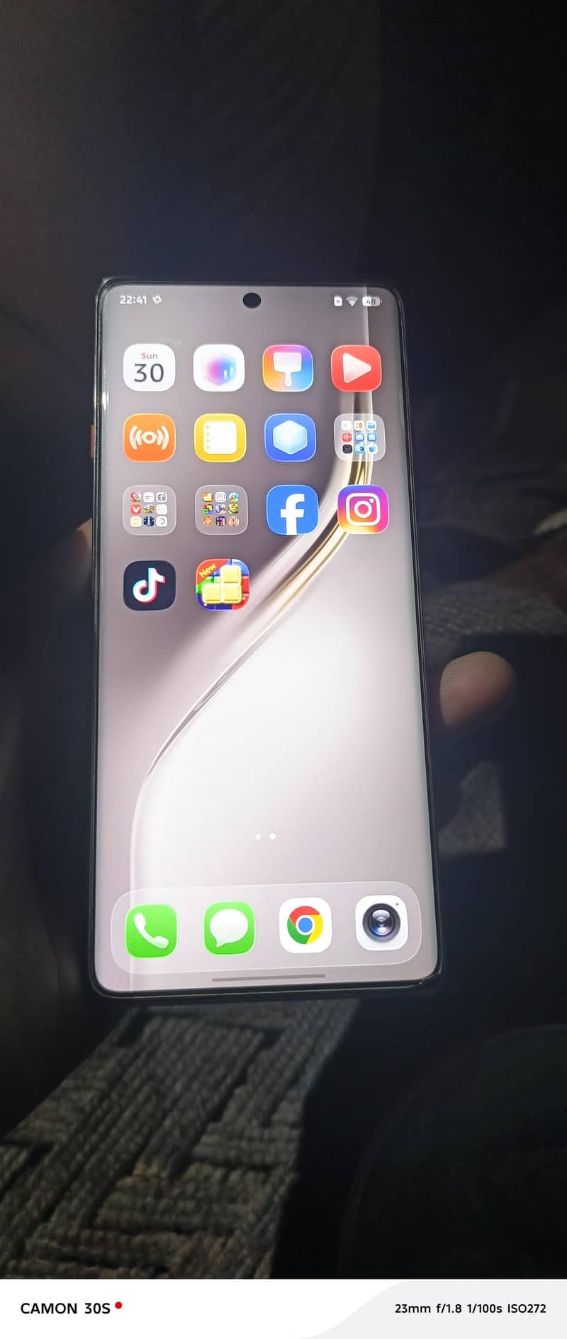 Tecno CAMON 40 Pro 6