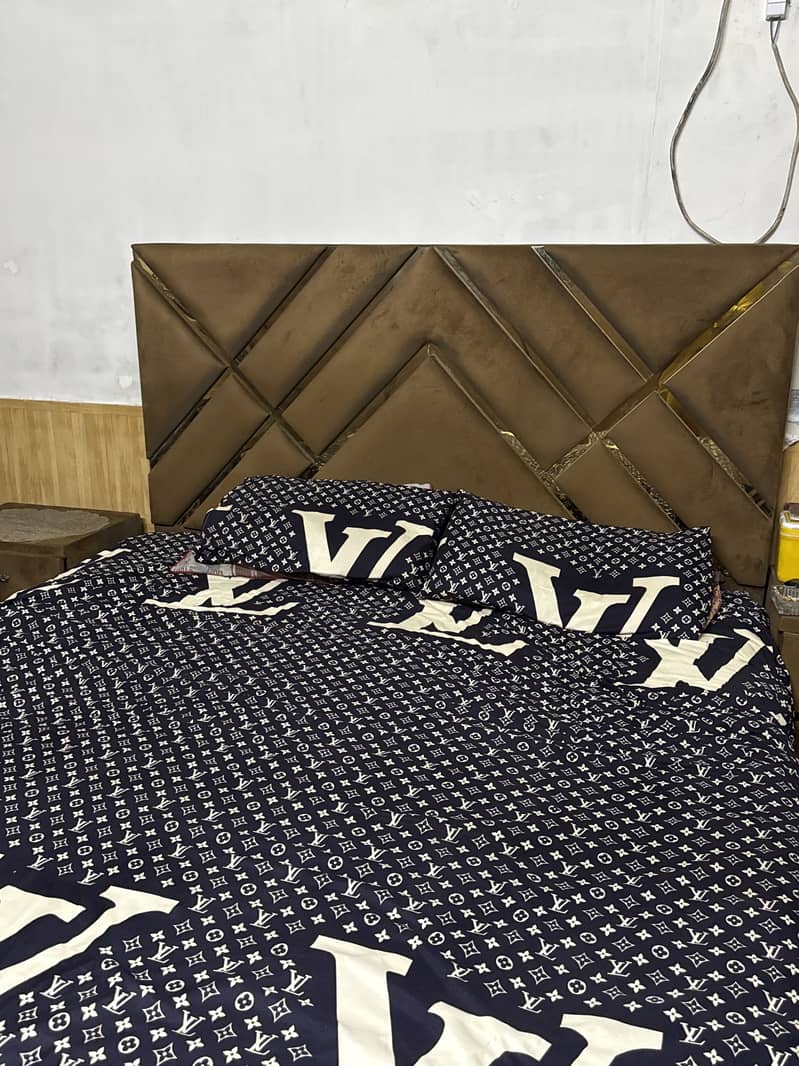 Same this bed 1