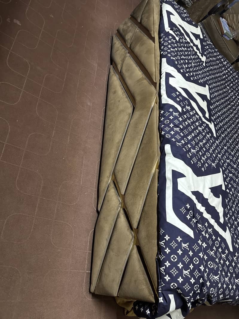 Same this bed 2