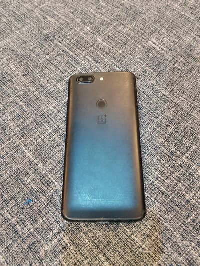 One Plus 5T