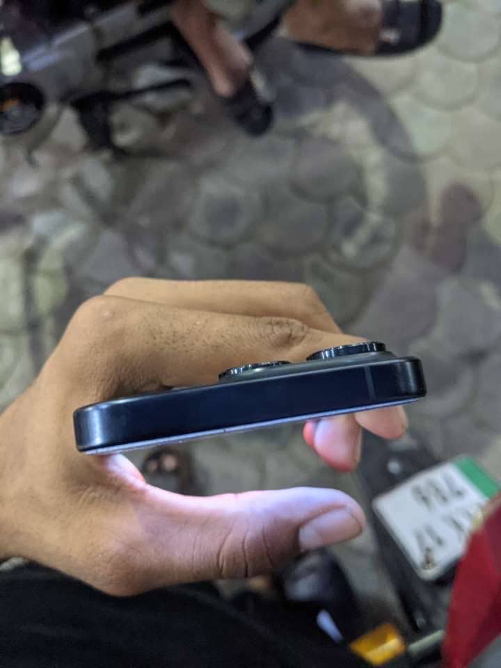 Apple iPhone 15 Pro 2