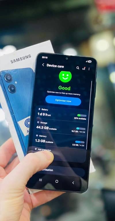 Samsung Mobile A06