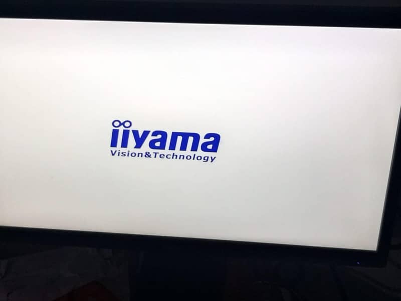 iiyama 0