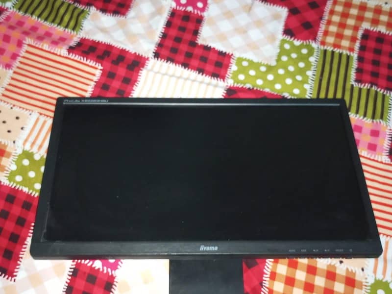 iiyama 3