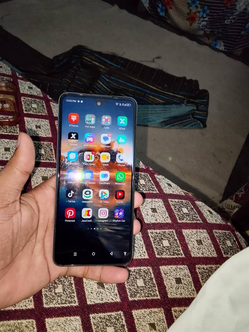 hot 40i only phone 2