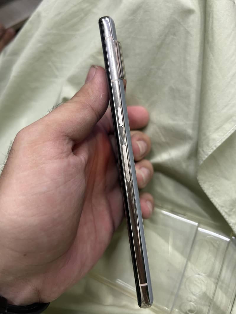 Google Pixel 7 Pro official pta 4
