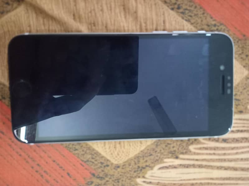 Apple iPhone SE 1