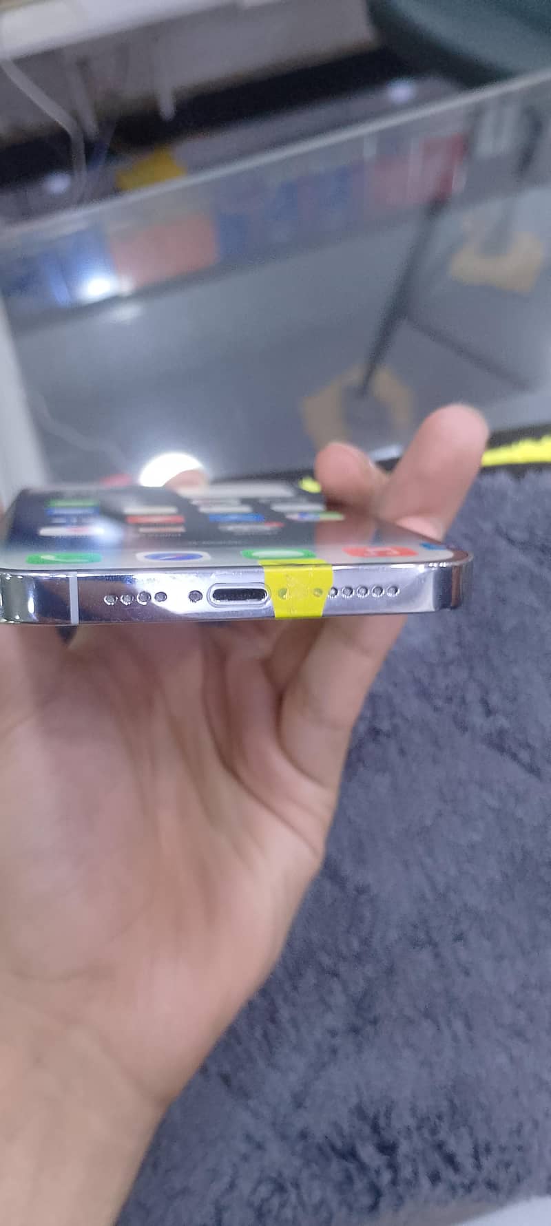 iPhone 12 Pro Max 2