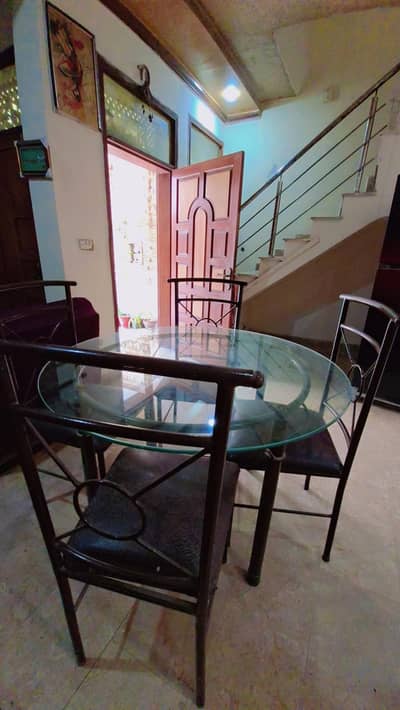 Dinning Table