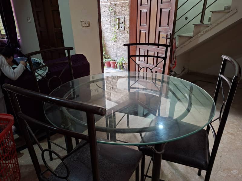 Glass Dinning Table 1