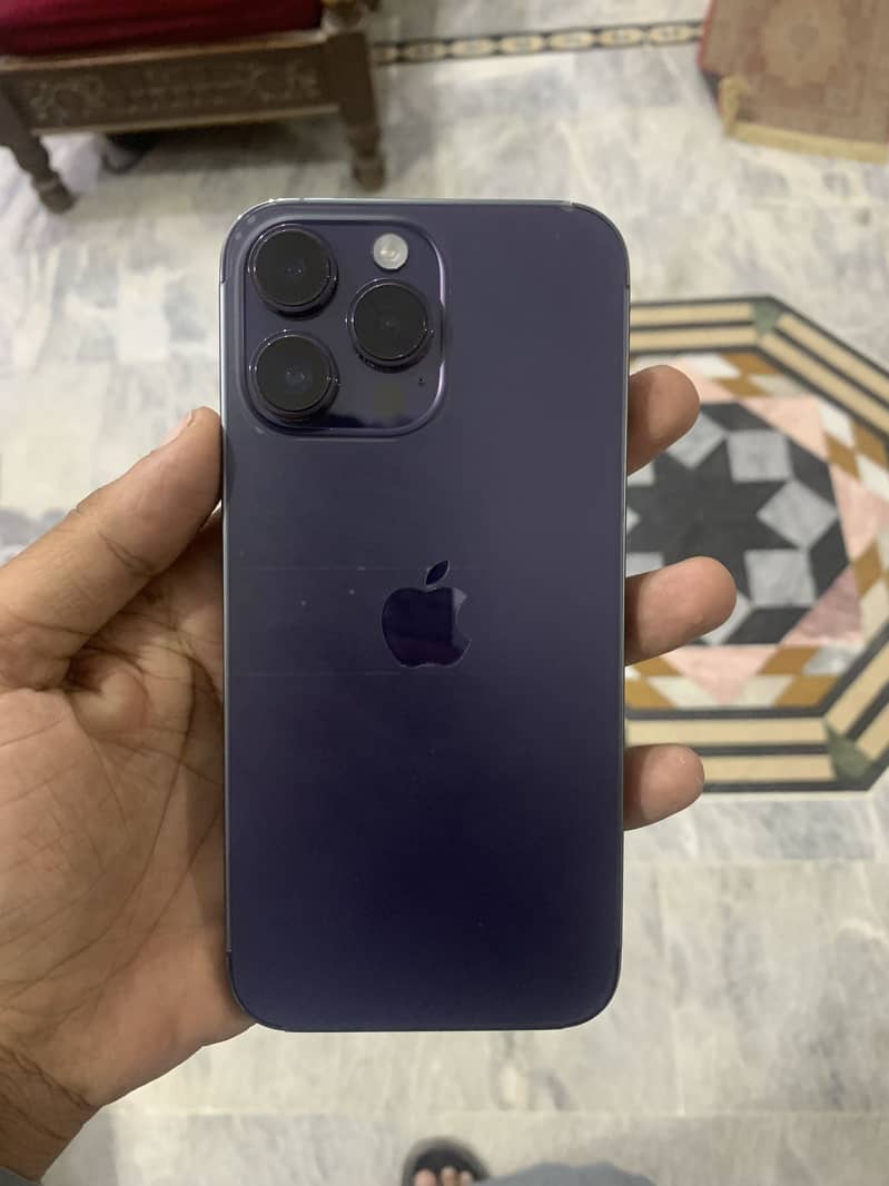 Apple iPhone 14 Pro Max 4