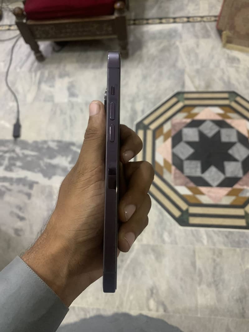 Apple iPhone 14 Pro Max 5