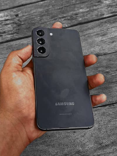 Samsung Mobile S22