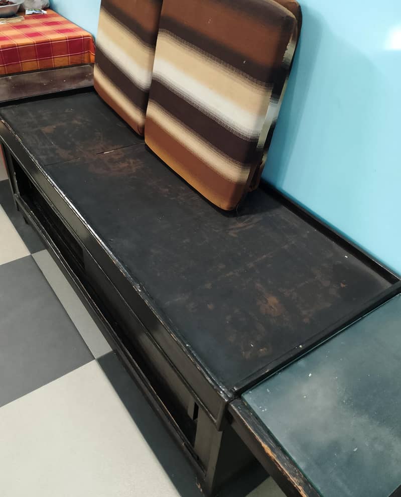 sofa sethi 2
