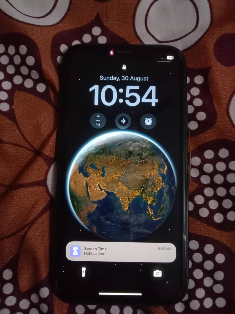 Apple iPhone 11 0