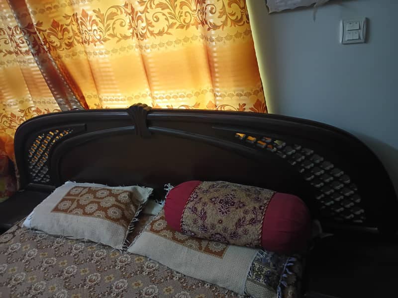 Bed  1