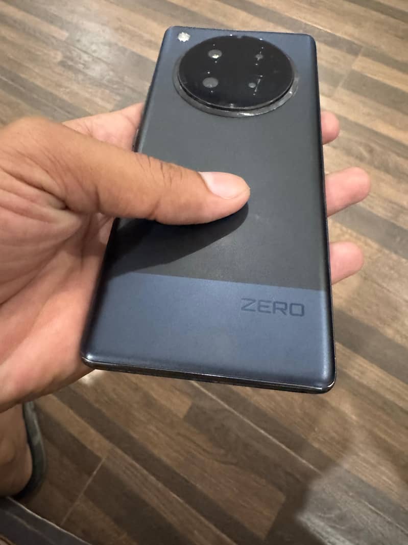 Infinix Zero 40 5