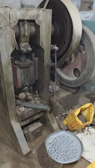 Power Press 60 tons