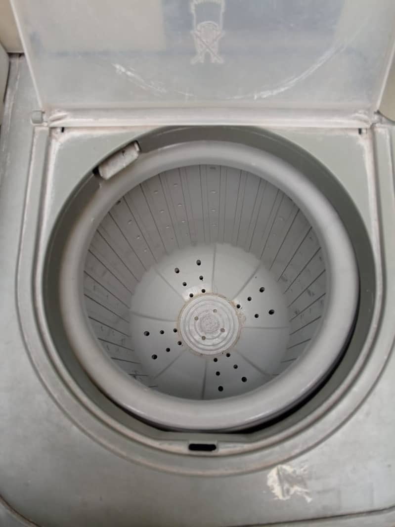 Washing machine, drayer 0