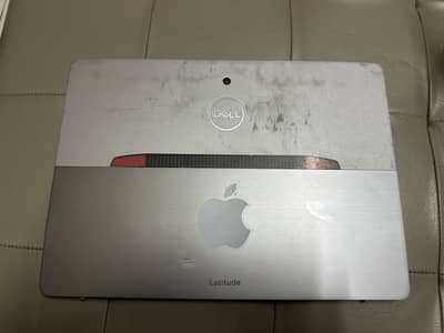 Dell latitude 7200 2 in 1 Core i5 8th gen 8gb/128gb