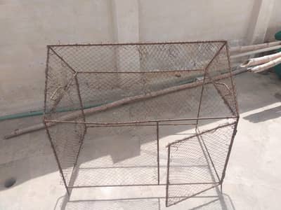 Cage for sale in everege price