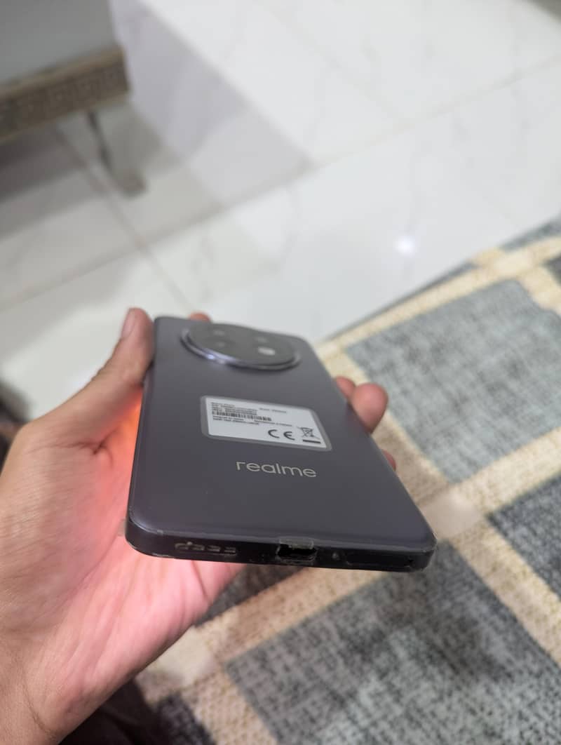 Realme 13 Plus 2