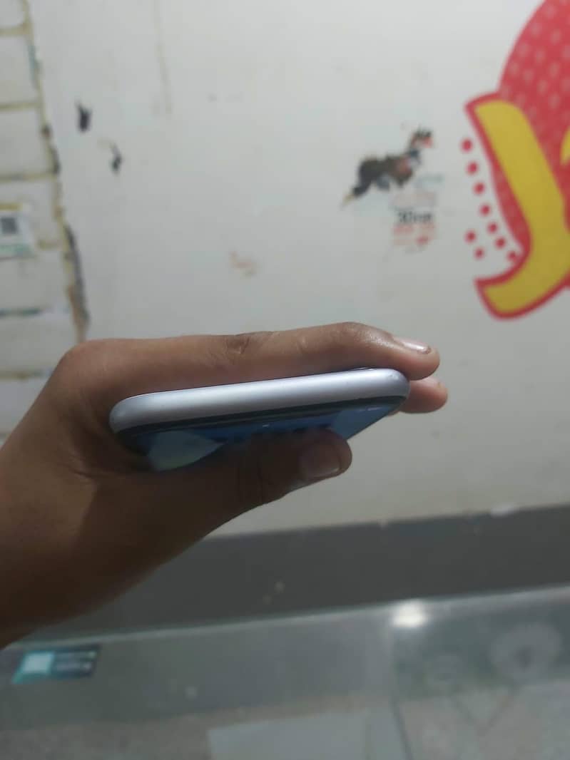 Apple iPhone 11 1