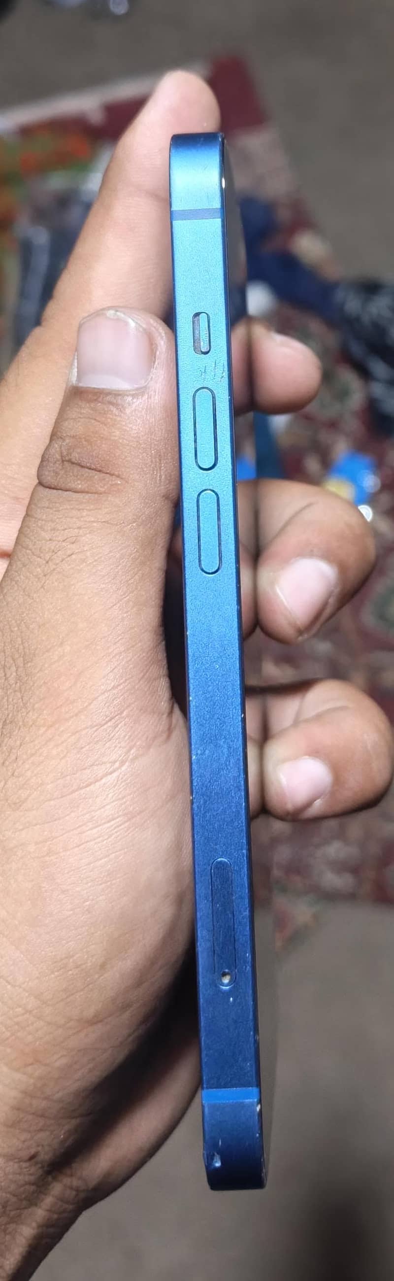 Apple iPhone 13 0