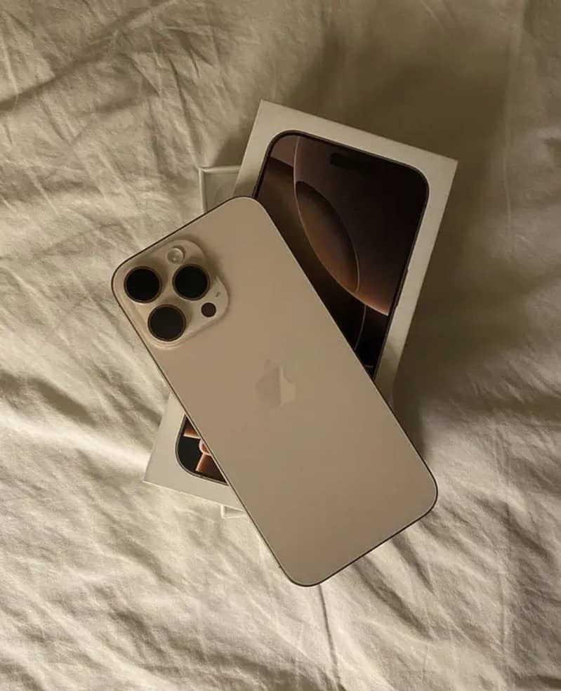 Apple iPhone 16 Pro Max 0