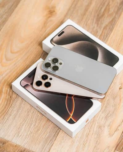 i Phone 8plus, 11,12,13,14,15 pro max on instalment Whatsap 3224144692