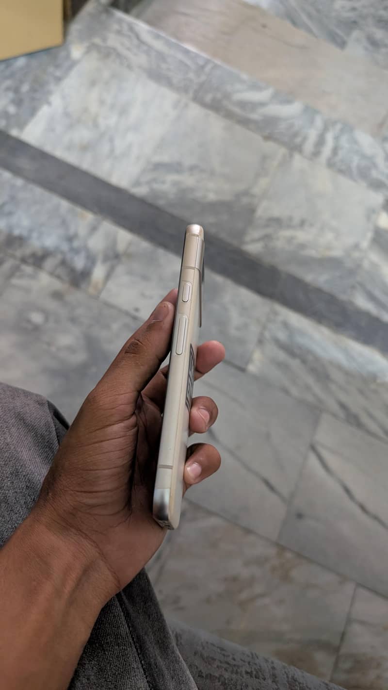 GOOGLE PIXEL 8A 3