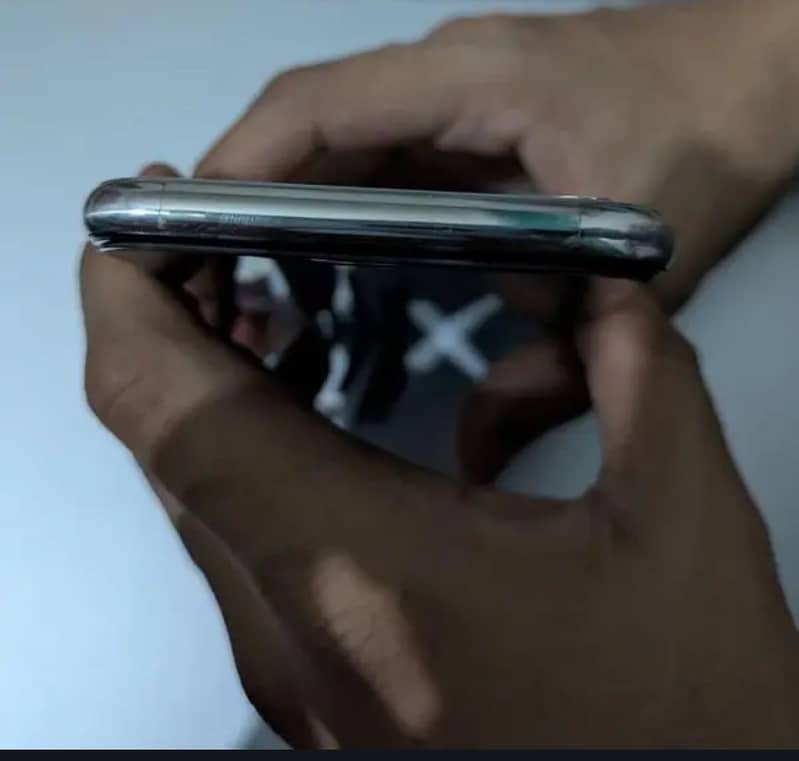 Apple iPhone X 2