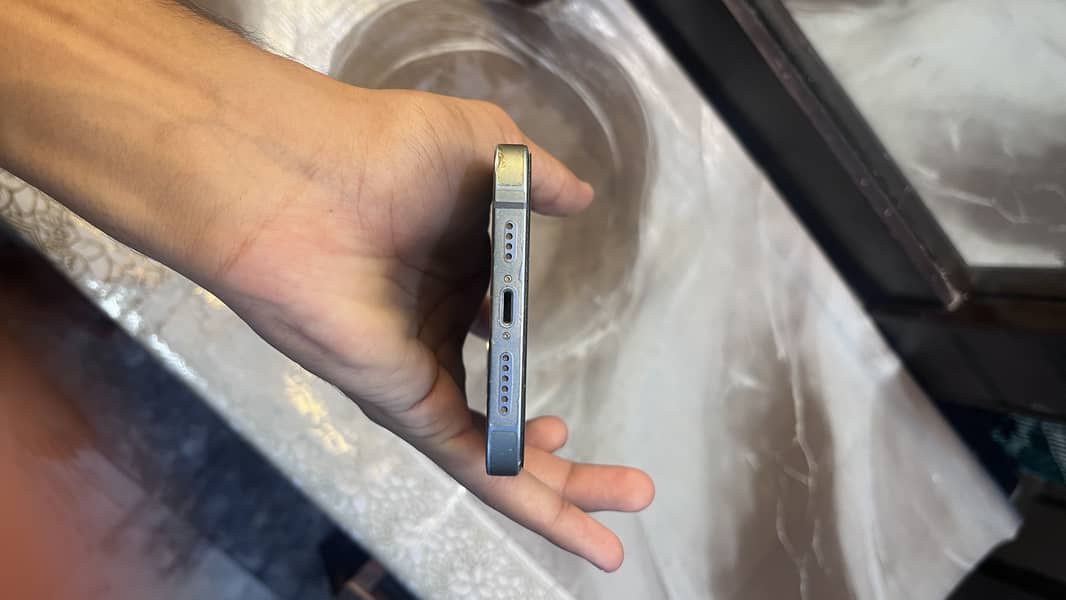 Apple iPhone 14 plus 0