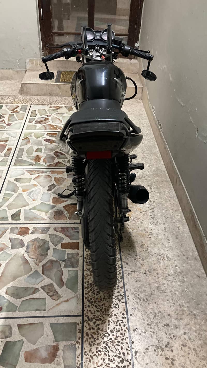 ybr 125 modified 1