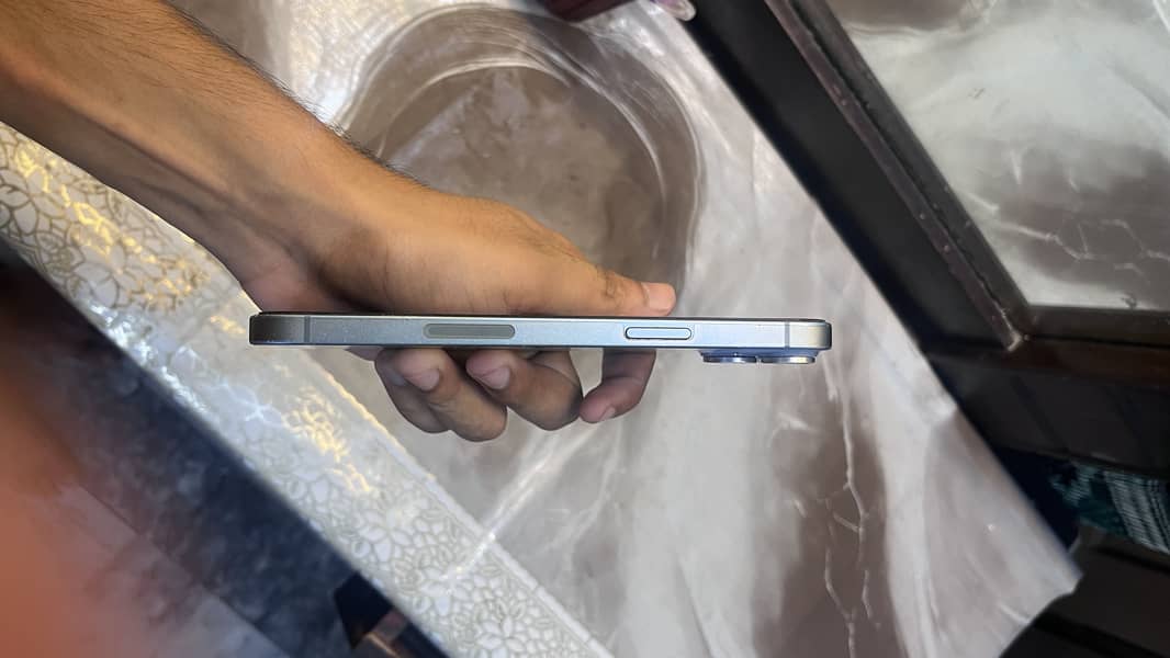 Apple iPhone 14 plus 2