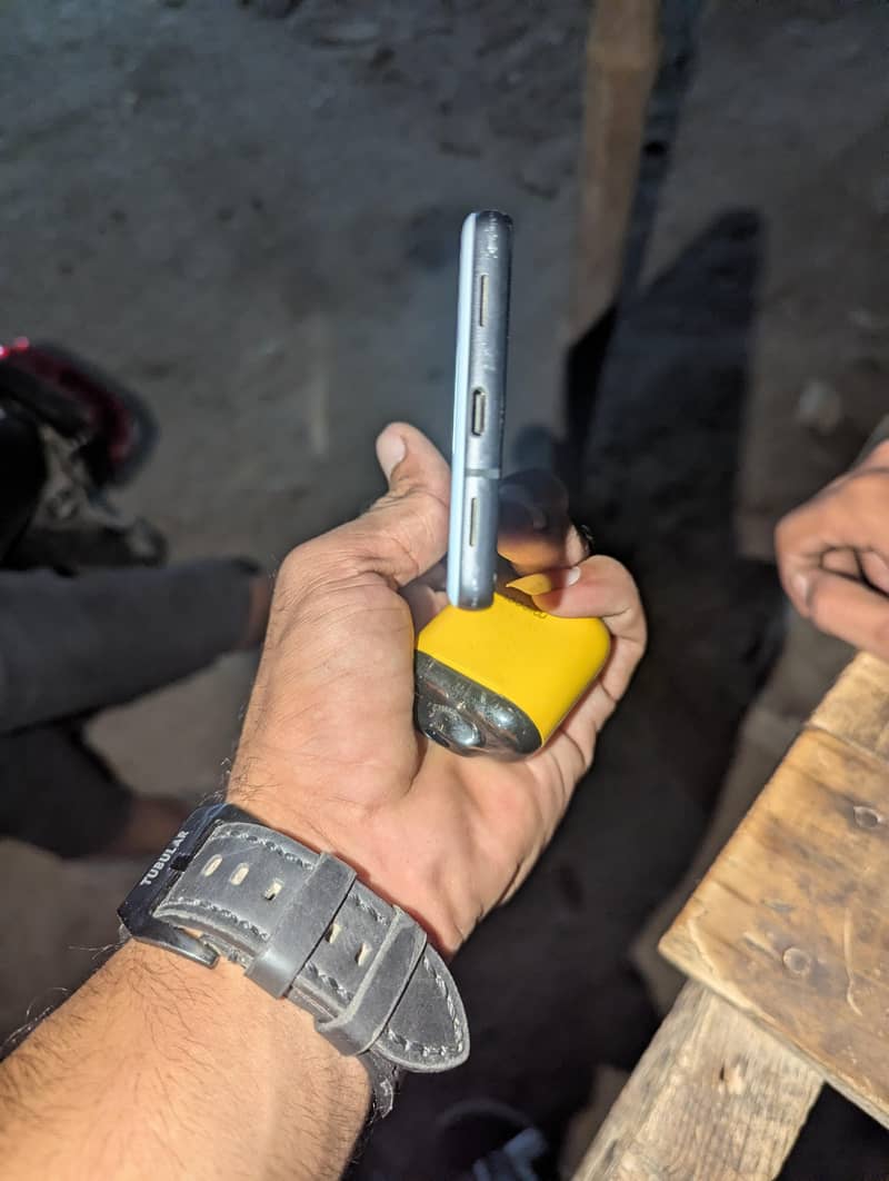 Google Pixel 7a 1